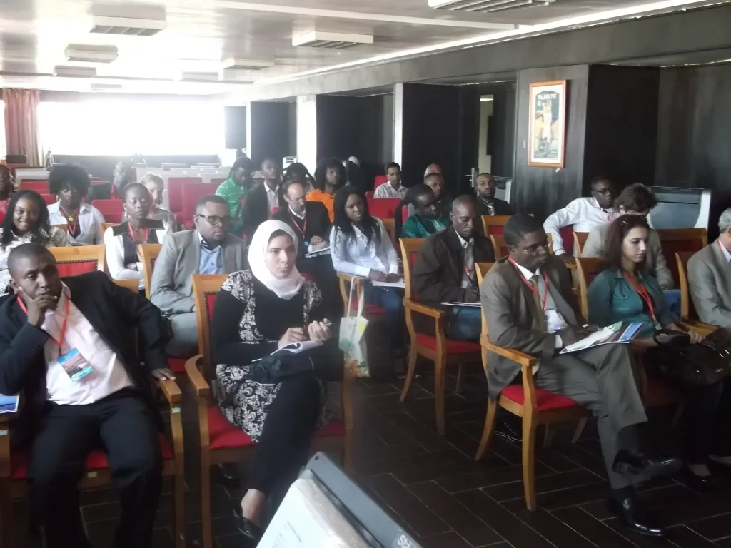 Séminaire ACM — Vue du public réuni dans la salle du séminaire.